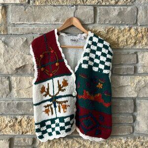 Vintage Cottagecore Hand Knit Scalloped Sweater Vest Size Large